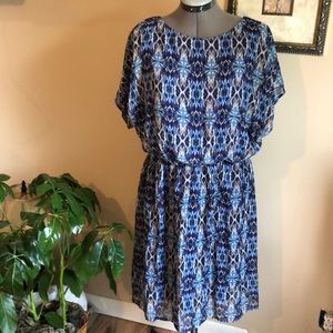 Cato dress with detailing in back